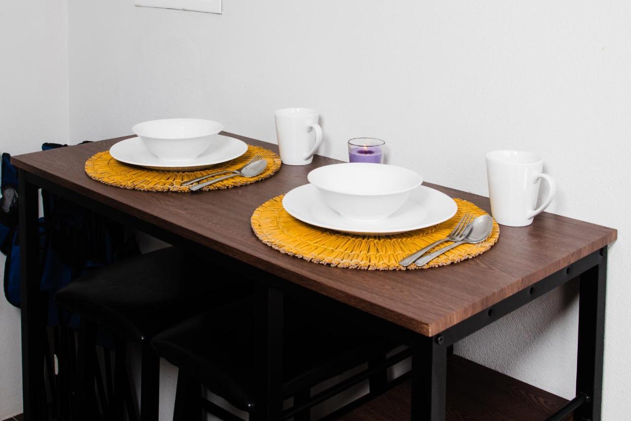 Flora Fauna 84 Aruba Apartment شاطئ بالم المظهر الخارجي الصورة
